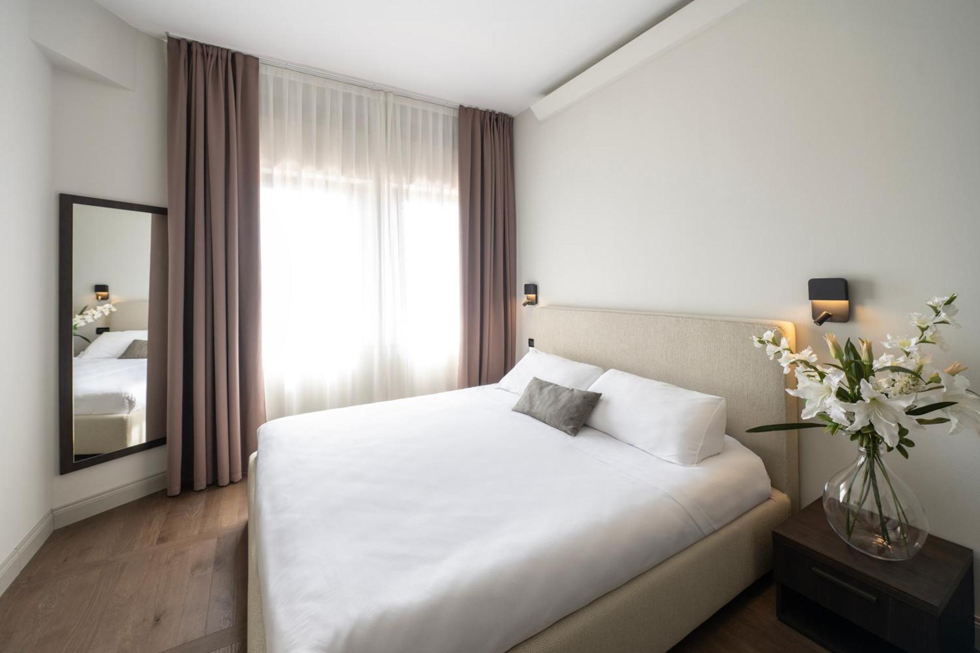 Hotel Carlton 4*