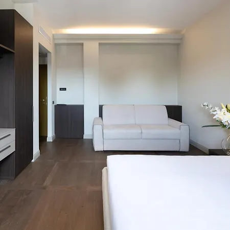 Hotel Carlton Treviso Exterior photo