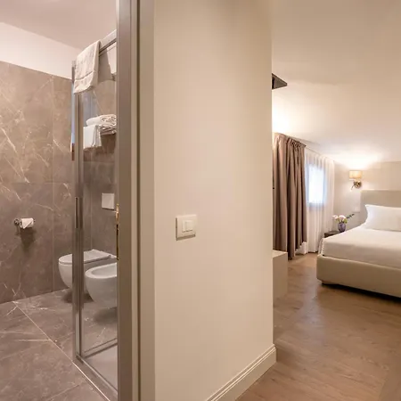 Hotel Carlton Treviso Exterior photo