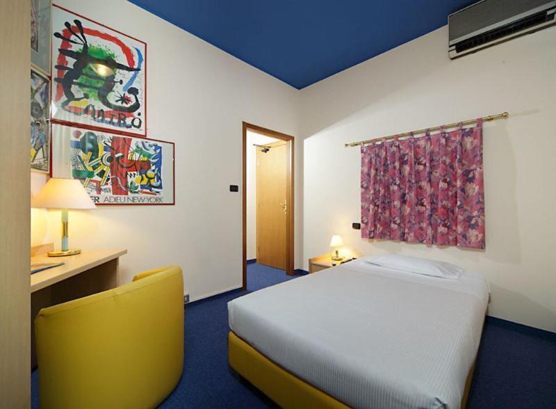 Hotel Carlton 4*
