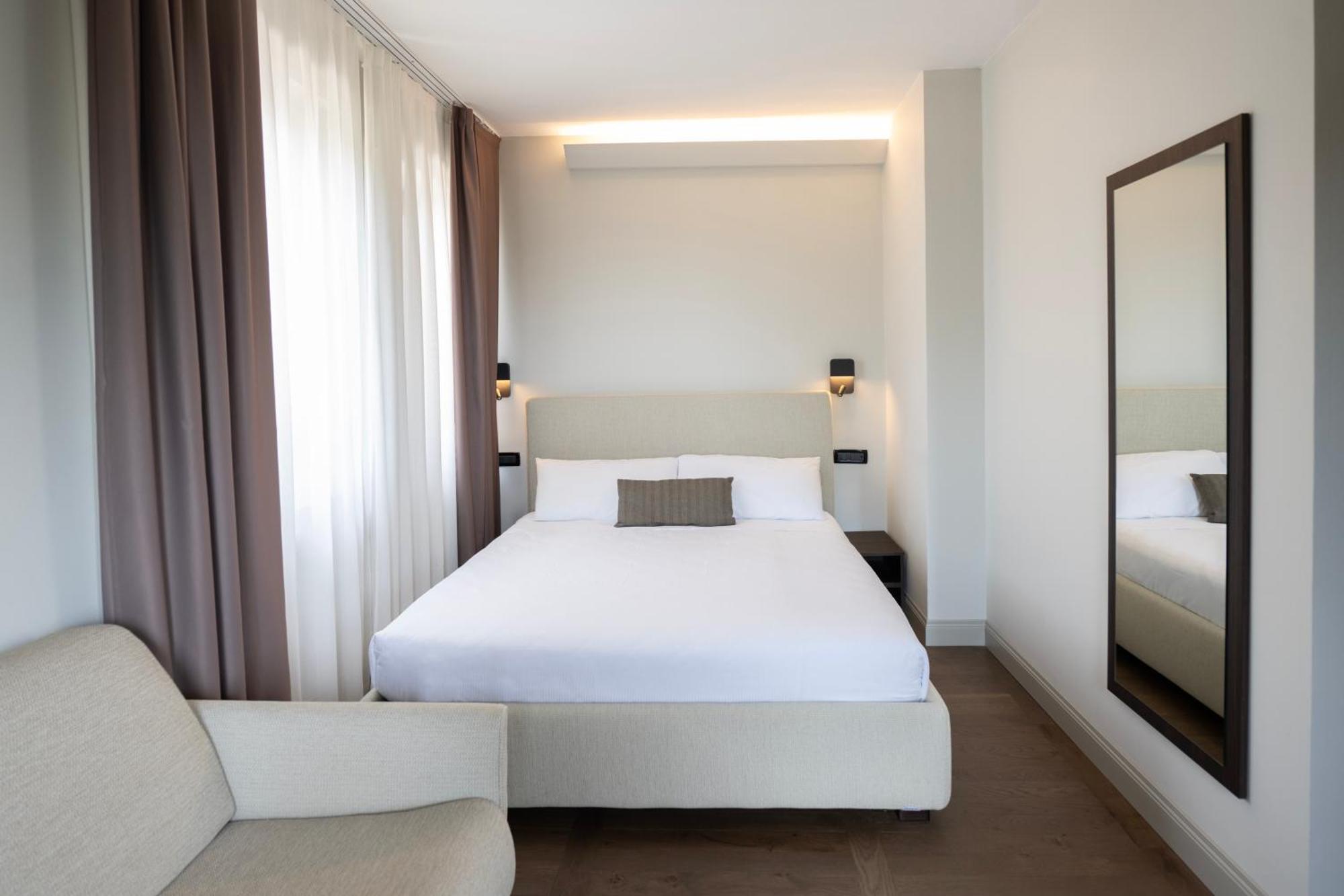 Hotel Carlton