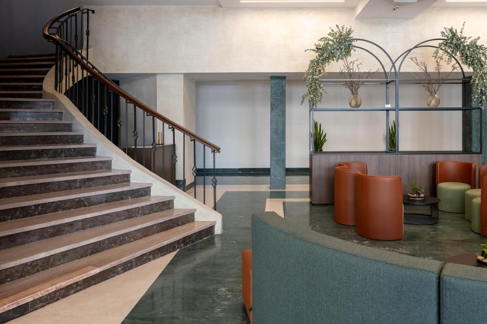 Hotel Carlton