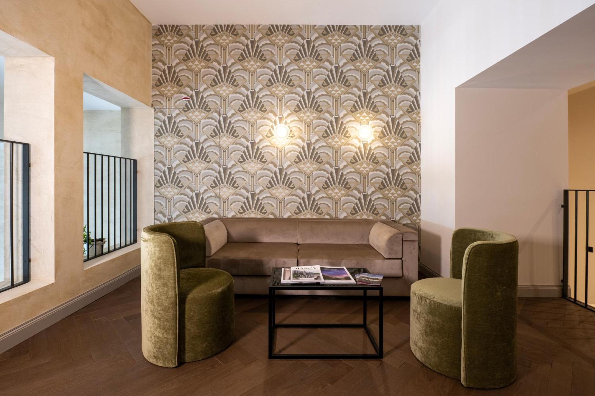 Hotel Carlton 4*